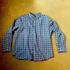 Mens casual bottom up shirt.
